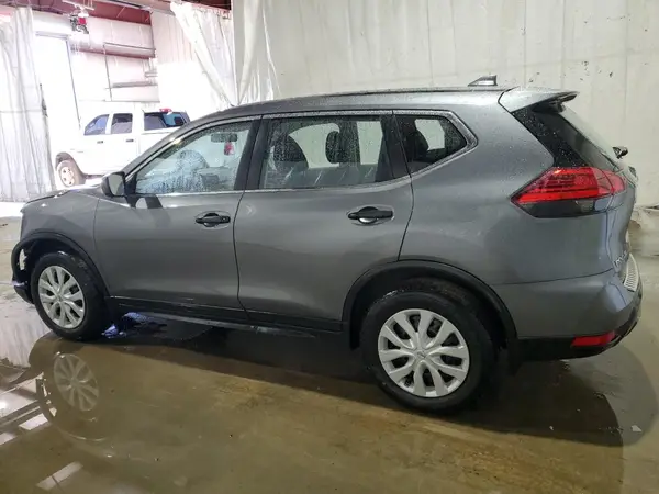 JN8AT2MVXHW027359 2017 NISSAN ROGUE - Image 2