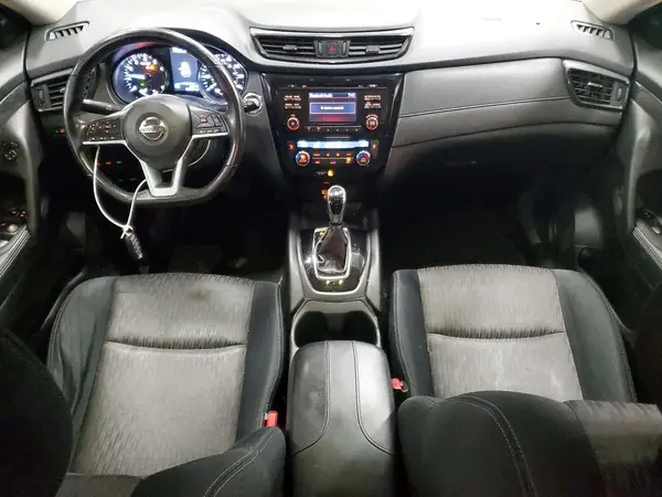 JN8AT2MVXHW027426 2017 NISSAN ROGUE - Image 8