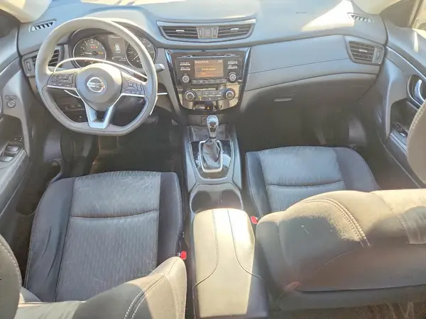 JN8AT2MVXHW252705 2017 NISSAN ROGUE - Image 8