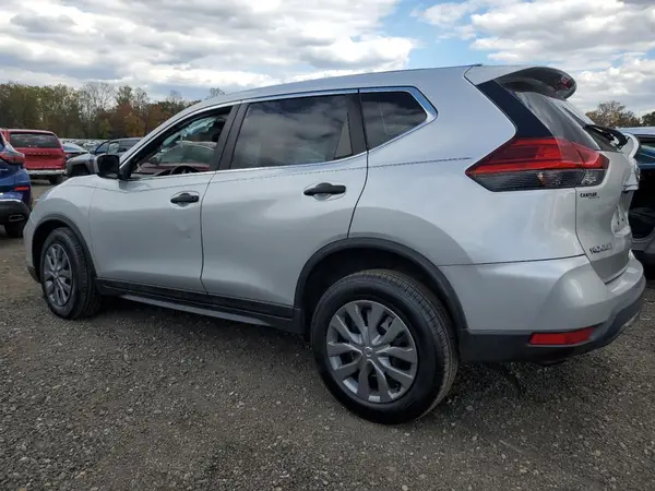 JN8AT2MVXHW252882 2017 NISSAN ROGUE - Image 2