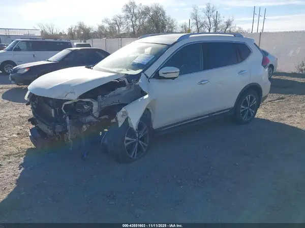 JN8AT2MVXHW253756 2017 NISSAN ROGUE - Image 2