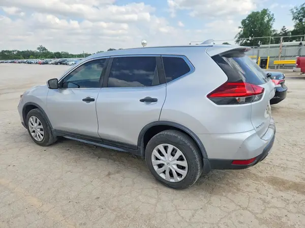 JN8AT2MVXHW255202 2017 NISSAN ROGUE - Image 2