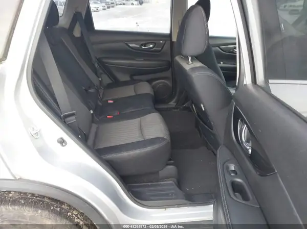 JN8AT2MVXHW255345 2017 NISSAN ROGUE - Image 8