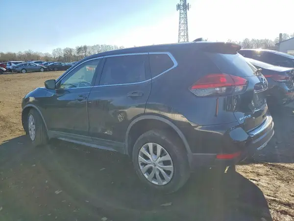 JN8AT2MVXHW258441 2017 NISSAN ROGUE - Image 2