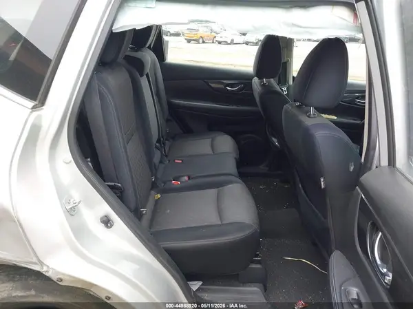 JN8AT2MVXHW259038 2017 NISSAN ROGUE - Image 8