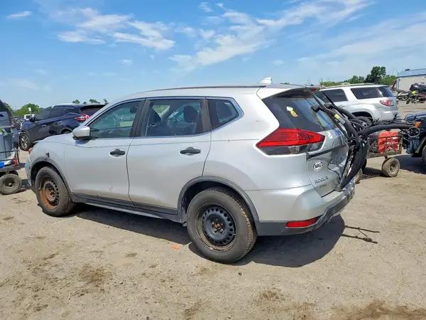 JN8AT2MVXHW263056 2017 NISSAN ROGUE - Image 2