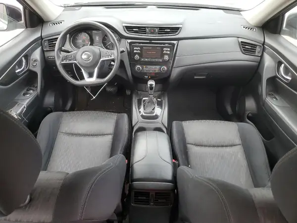 JN8AT2MVXHW263672 2017 NISSAN ROGUE - Image 8