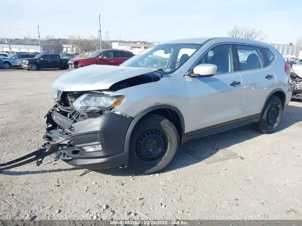 JN8AT2MVXHW264448 2017 NISSAN ROGUE - Image 2