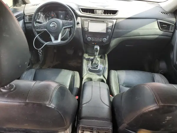 JN8AT2MVXHW264840 2017 NISSAN ROGUE - Image 8
