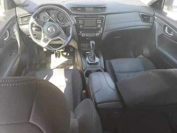 JN8AT2MVXHW264921 2017 NISSAN ROGUE - Image 8