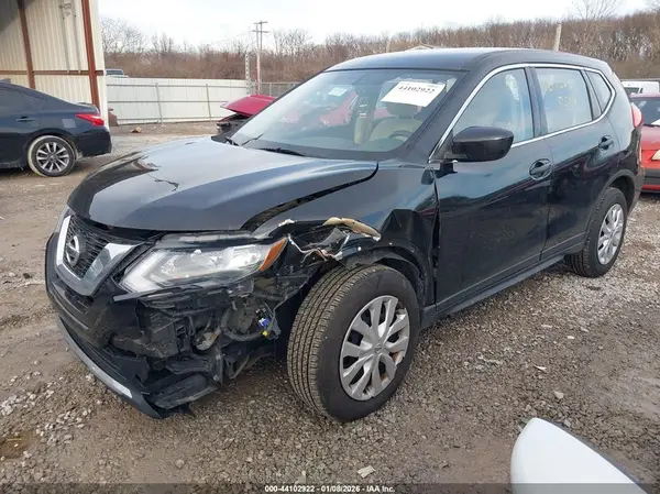 JN8AT2MVXHW265499 2017 NISSAN ROGUE - Image 2