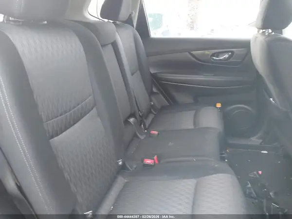 JN8AT2MVXHW266278 2017 NISSAN ROGUE - Image 8
