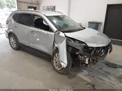 JN8AT2MVXHW267060 2017 NISSAN ROGUE
