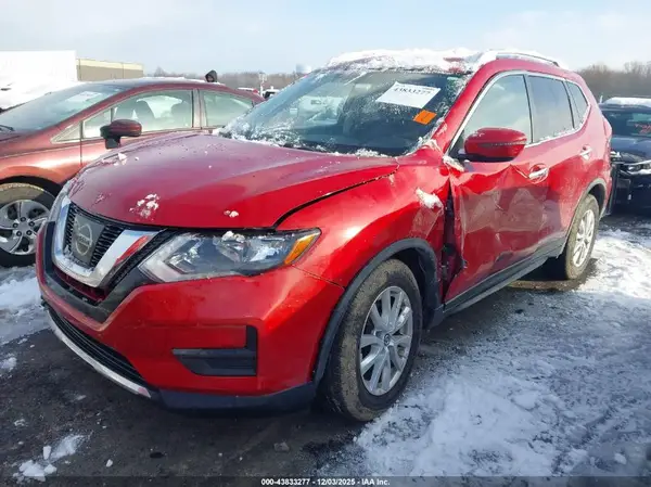 JN8AT2MVXHW271819 2017 NISSAN ROGUE - Image 2