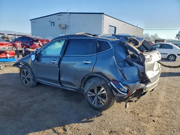 JN8AT2MVXHW272419 2017 NISSAN ROGUE - Image 2