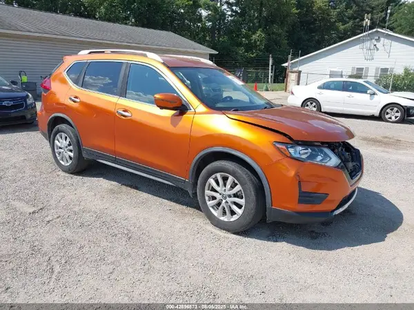 JN8AT2MVXHW277930 2017 NISSAN ROGUE - Image 1