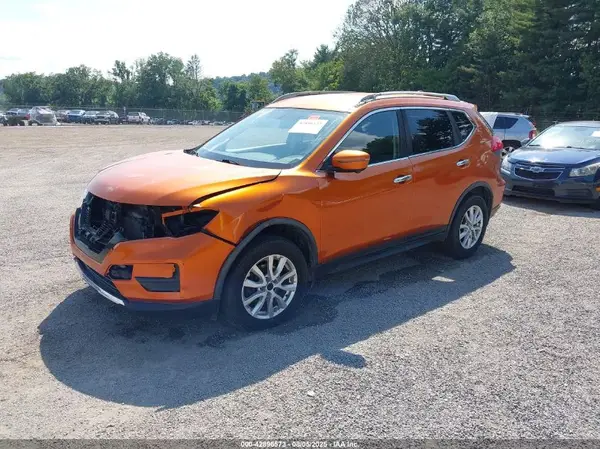 JN8AT2MVXHW277930 2017 NISSAN ROGUE - Image 2