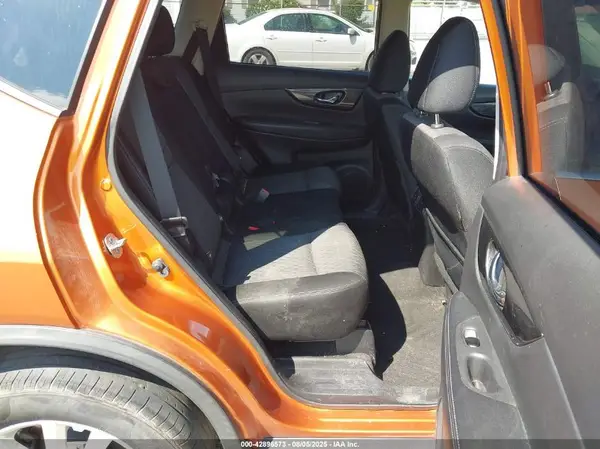JN8AT2MVXHW277930 2017 NISSAN ROGUE - Image 8