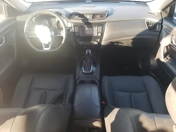 JN8AT2MVXHW278172 2017 NISSAN ROGUE - Image 8