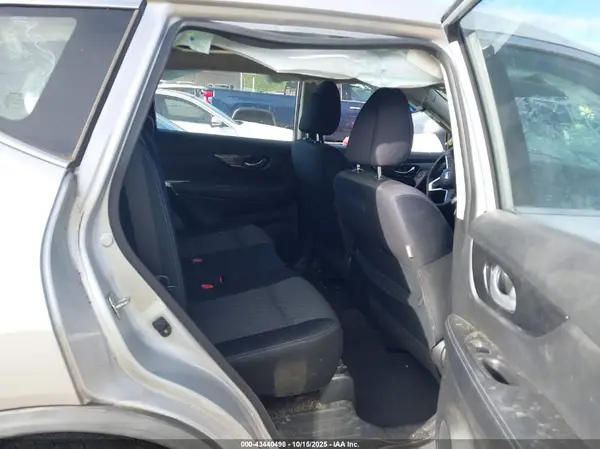 JN8AT2MVXHW280276 2017 NISSAN ROGUE - Image 8