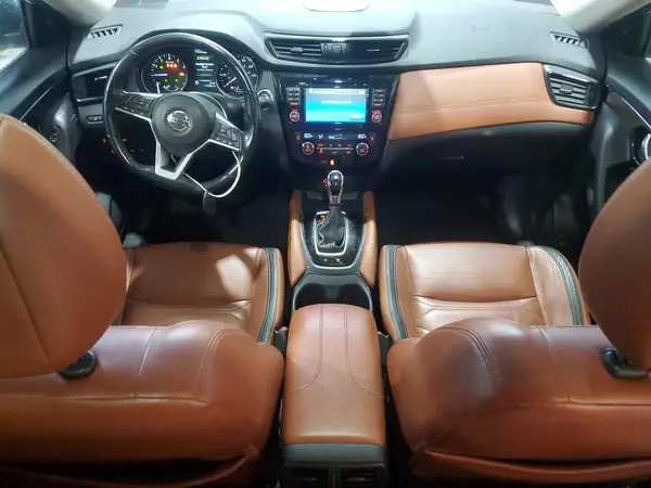 JN8AT2MVXHW284151 2017 NISSAN ROGUE - Image 8