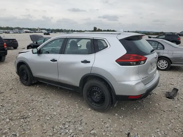 JN8AT2MVXJW300113 2018 NISSAN ROGUE - Image 2