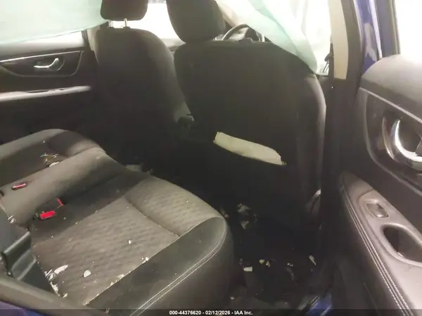 JN8AT2MVXJW300810 2018 NISSAN ROGUE - Image 8