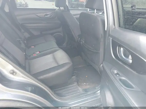 JN8AT2MVXJW303223 2018 NISSAN ROGUE - Image 8