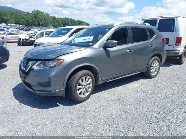 JN8AT2MVXJW305246 2018 NISSAN ROGUE - Image 2