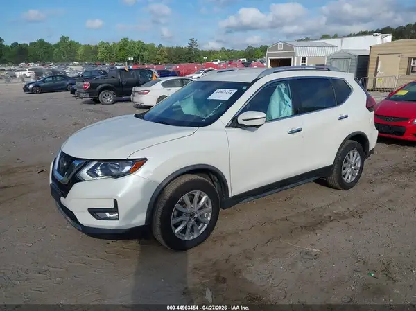 JN8AT2MVXJW307644 2018 NISSAN ROGUE - Image 2