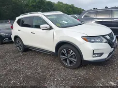 JN8AT2MVXJW308499 2018 NISSAN ROGUE