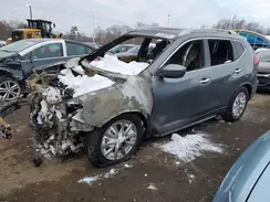 JN8AT2MVXJW308857 2018 NISSAN ROGUE