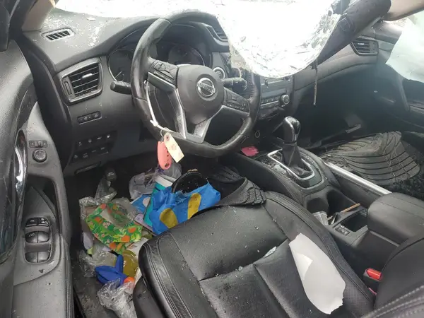 JN8AT2MVXJW309135 2018 NISSAN ROGUE - Image 8