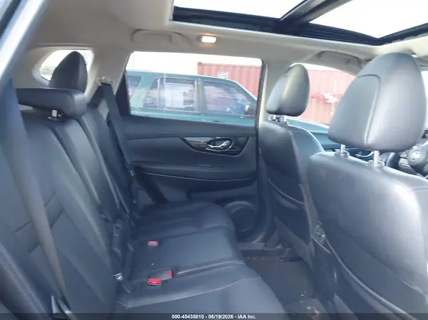 JN8AT2MVXJW309264 2018 NISSAN ROGUE - Image 8