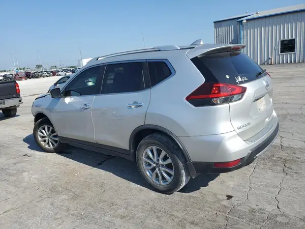 JN8AT2MVXJW309278 2018 NISSAN ROGUE - Image 2