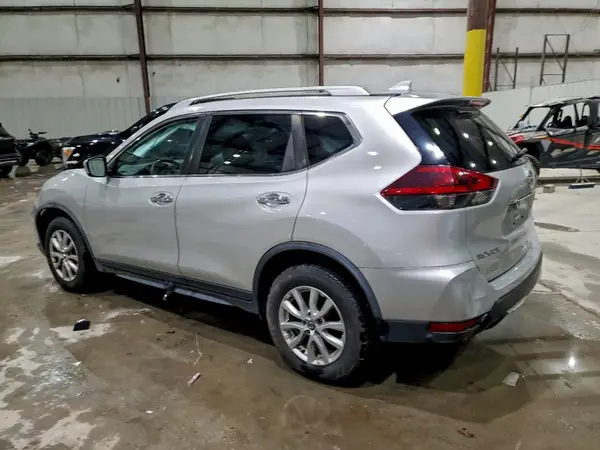 JN8AT2MVXJW309877 2018 NISSAN ROGUE - Image 2