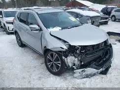 JN8AT2MVXJW311662 2018 NISSAN ROGUE