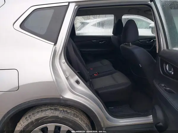JN8AT2MVXJW313461 2018 NISSAN ROGUE - Image 8
