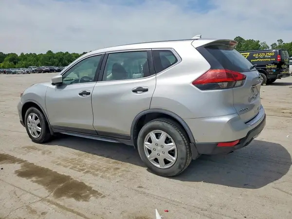 JN8AT2MVXJW315260 2018 NISSAN ROGUE - Image 2