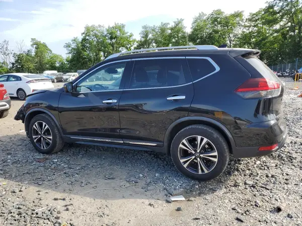 JN8AT2MVXJW317056 2018 NISSAN ROGUE - Image 2