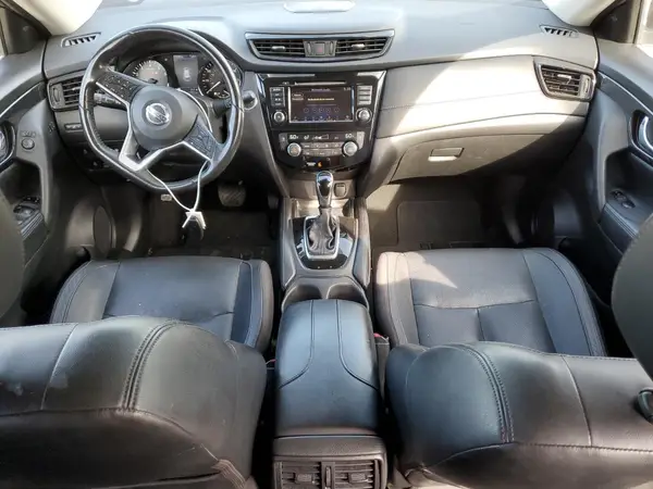 JN8AT2MVXJW317056 2018 NISSAN ROGUE - Image 8