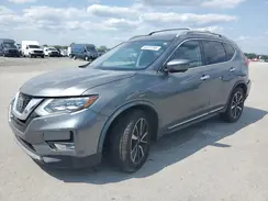JN8AT2MVXJW318580 2018 NISSAN ROGUE