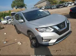 JN8AT2MVXJW320331 2018 NISSAN ROGUE