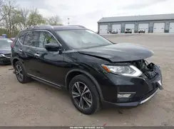 JN8AT2MVXJW321768 2018 NISSAN ROGUE