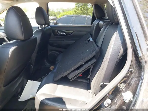 JN8AT2MVXJW324721 2018 NISSAN ROGUE - Image 8