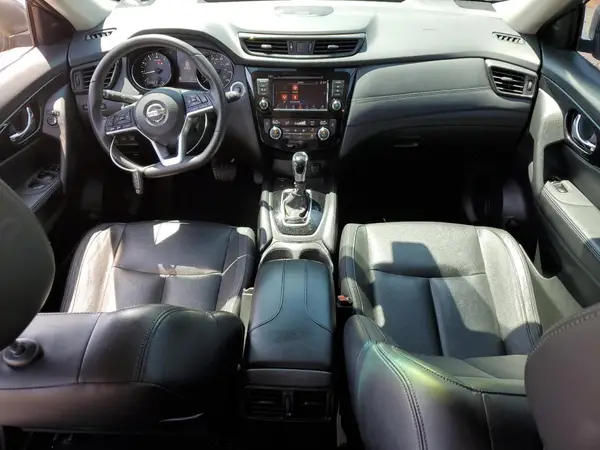 JN8AT2MVXJW325027 2018 NISSAN ROGUE - Image 8