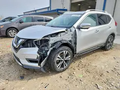 JN8AT2MVXJW326209 2018 NISSAN ROGUE