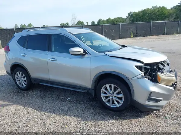 JN8AT2MVXJW327571 2018 NISSAN ROGUE - Image 1