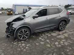 JN8AT2MVXJW328400 2018 NISSAN ROGUE
