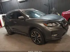JN8AT2MVXJW340501 2018 NISSAN ROGUE